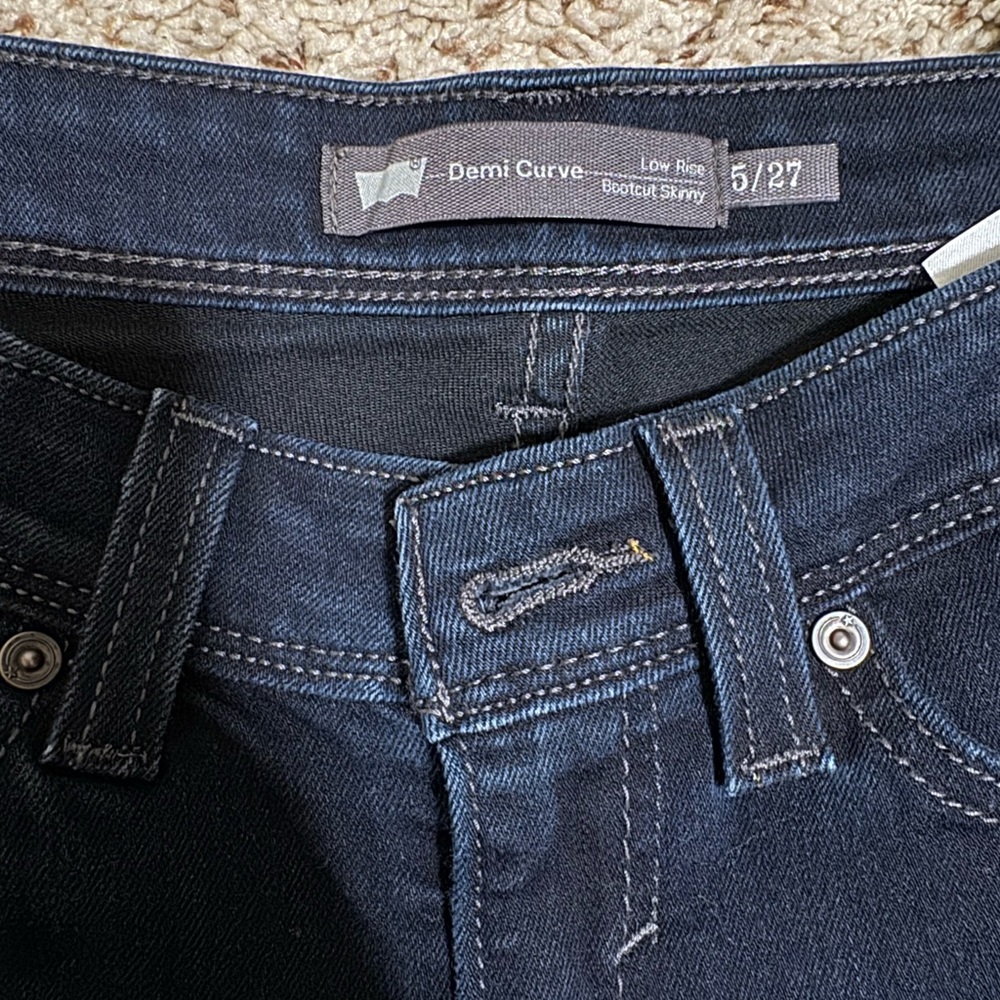 Vintage Levi’s Demi Curve Low Rise Bootcut Skinny Jeans